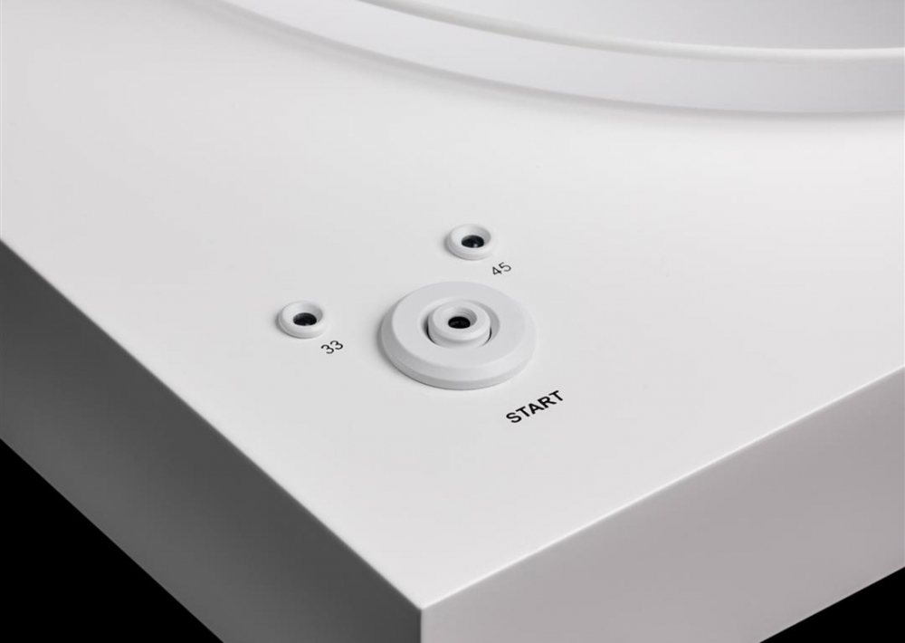 Pro-Ject releases The Beatles White Album special edition turntable