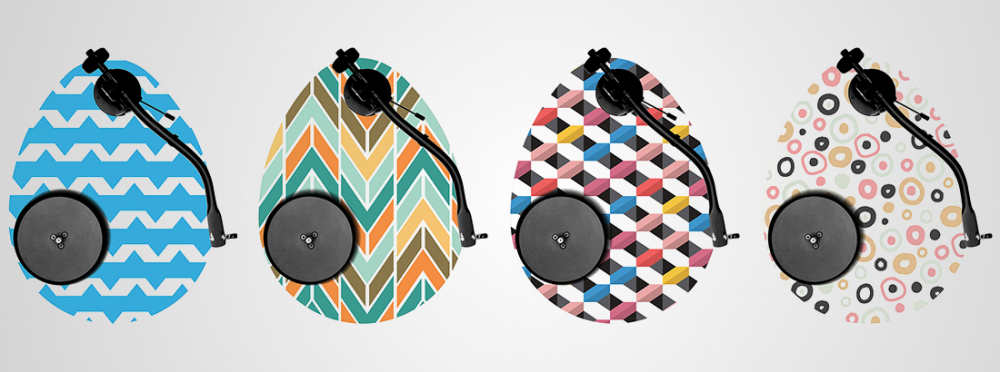 New OVO turntable with customizable egg-shaped plinth