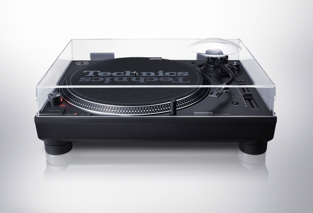 Technics unveils new SL-1200 MK7 and SL-1500C turntables