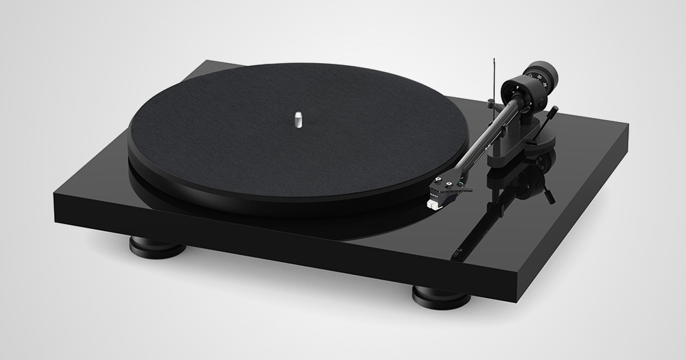 Pro-Ject launches new Debut Carbon Evolution record player cover